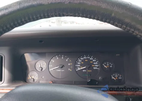 1998 Jeep Grand Cherokee Laredo из США, поврежденный, VIN 1J4GZ48S8WC302218